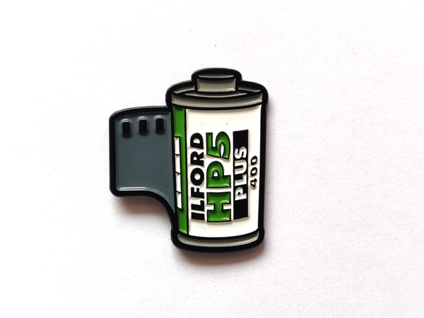 Значок 03 Ilford Hp5+400 катушка