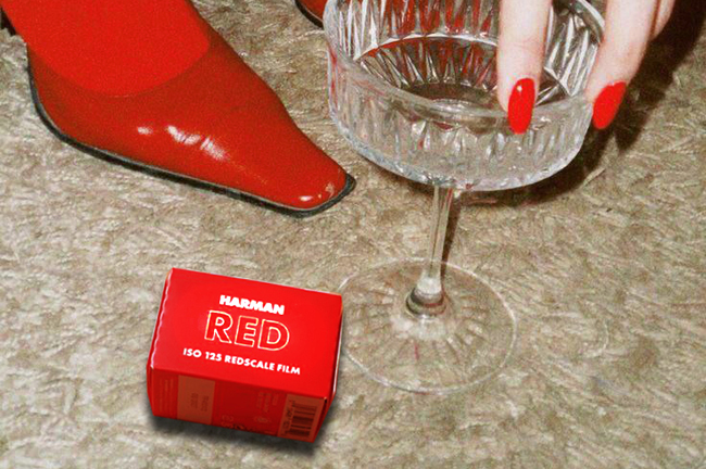 Новая фотопленка HARMAN RED в наличии!