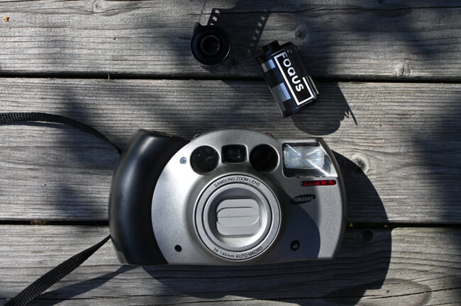 Пленочные фотоаппараты Samsung ECX 1 в двух цветах в наличии!