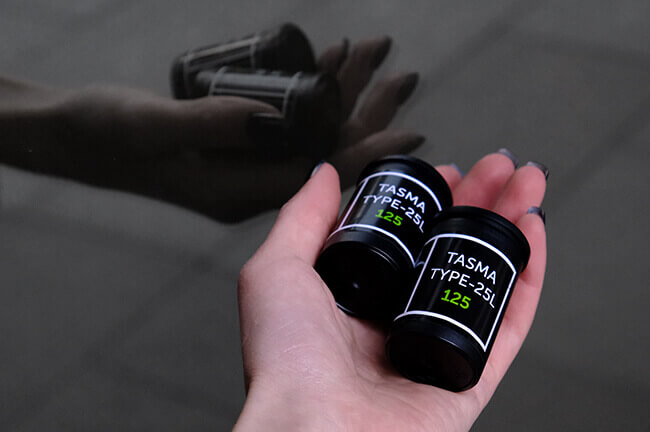 Нужна бюджетная чёрно-белая плёнка? Tasma Type-25L!