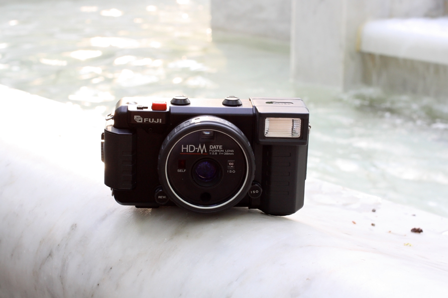 Картинка - Fuji HD-M - пленочный фотоаппарат на любую погоду Fuji HD-M - пленочный фотоаппарат на любую погоду | FOQUS